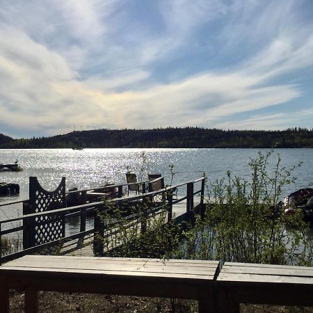 Great Slave Lakeside Bed & Breakfast Yellowknife Dış mekan fotoğraf