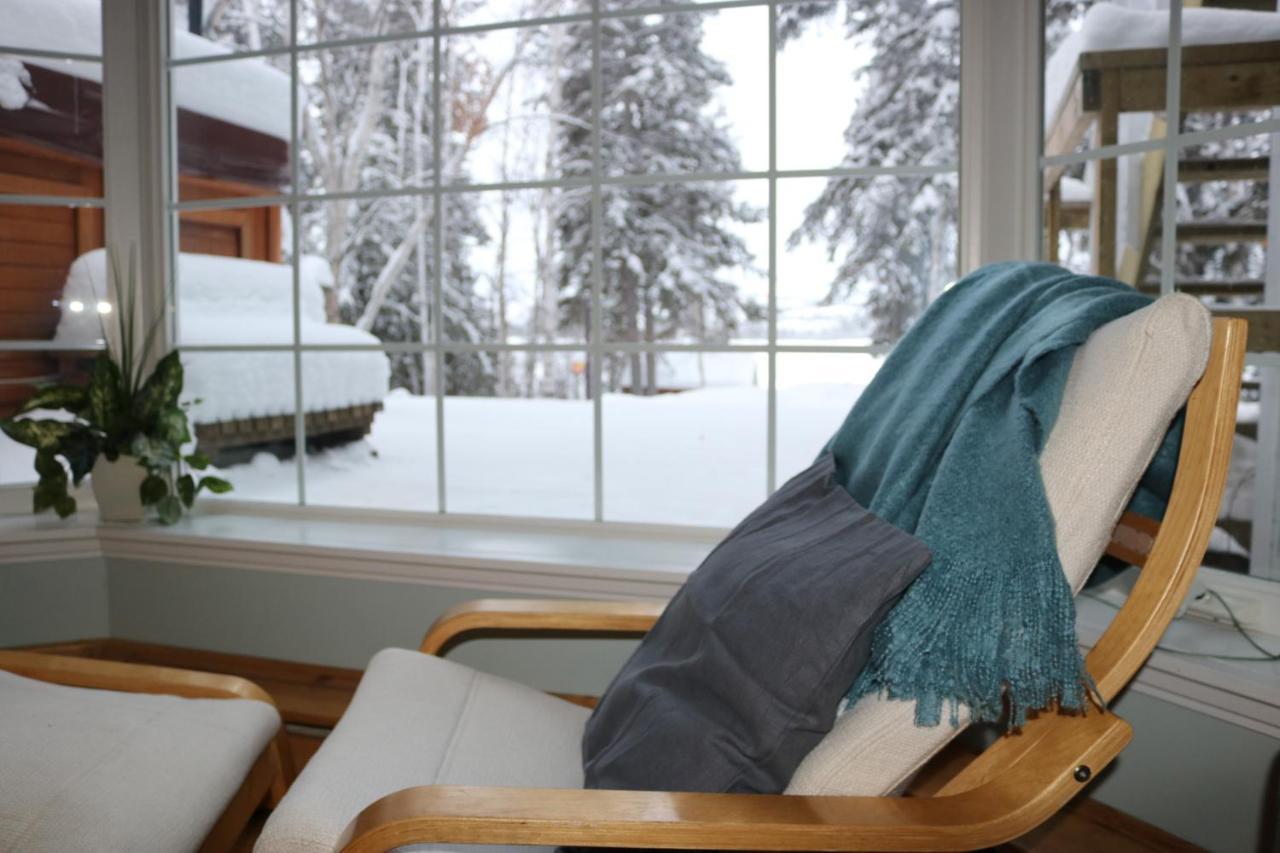 Great Slave Lakeside Bed & Breakfast Yellowknife Dış mekan fotoğraf
